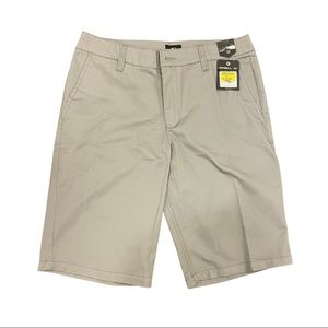 Brand new O’Neill below the knee relaxed fit shorts